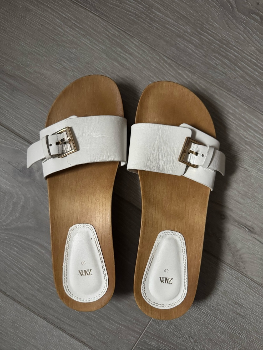 Sz 39 Zara White Leather Buckle Slide Sandals